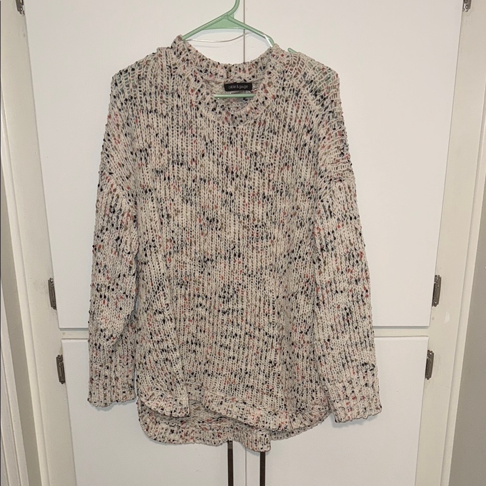 Cable & Gauge Cream Crew Neck Sweater